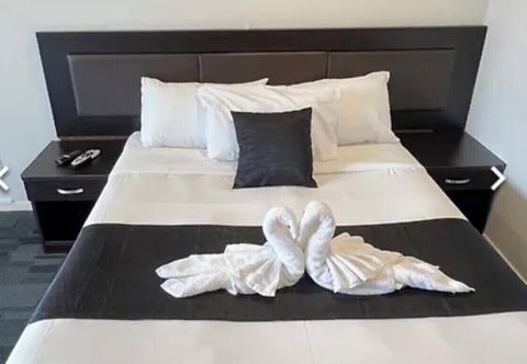 Lain-lain monument motor lodge