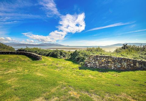 其他 Waterfront Bellingham Bliss: Steps to Beach!