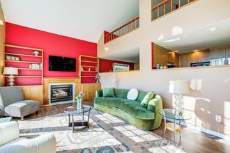 其他 4 Waterfront Bellingham Bliss: Steps to Beach!