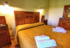 其他 3 Attractive Farmhouse in Montalcino With Terrace