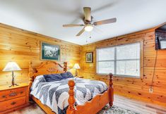 Others 3 Sevierville Home w/ Hot Tub: 3 Mi to Natl Park