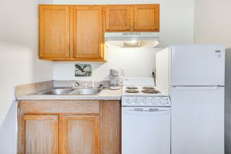 Others 4 Sevierville Home w/ Hot Tub: 3 Mi to Natl Park