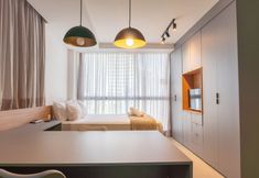 Others 4 Flats no Rooftop 470 por Yolo