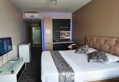 기타 6 MERZE SUİT