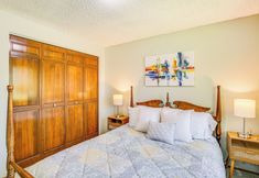 其他 4 4 Mi to University of Oregon: Bright Eugene Home!