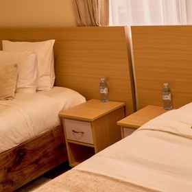 Room1Sand Grains Residences 006,Busiiro飯店