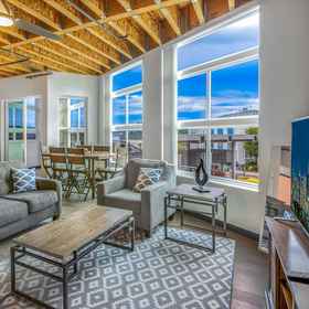 Room1Admiral Condo 201 in Bremerton,基察普县飯店