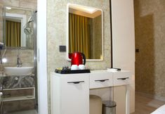 Others 4 Sword Suit Hotel