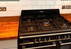 Others 4 Chatham Retreat by the River