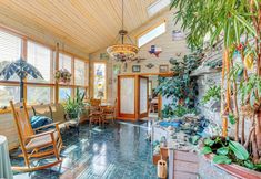 其他 5 Unique Home w/ Beautiful Mtn Views!