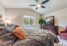 其他 3 Charming 3br Home In The Heart Of Olympia 3 Bedroom Home