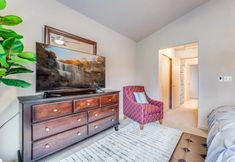 其他 5 Charming 3br Home In The Heart Of Olympia 3 Bedroom Home