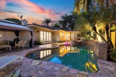 อื่นๆ Coral Ridge Getaway by Avantstay Pool, Hot Tub, Billiards + 5mins to Beach!