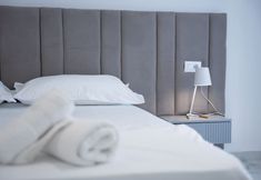 Others 2 The City Charm Duplex