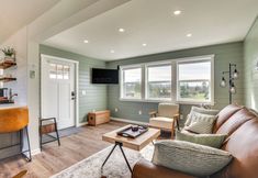 Lainnya 4 Idyllic Enumclaw Studio w/ Mount Rainier Views