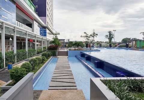 기타 Cozy Style 2BR at Green Pramuka City Apartment