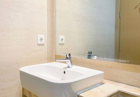 Lainnya Great Location and Homey Studio Gold Coast Apartment near PIK