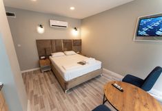 Others 7 Lacasa Royal Hotel