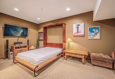 Others 3 Treetop Getaway Ski In and Out Sleeps 10