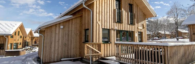 Others Modern Chalet With Whirlpool