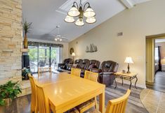 Others 5 Waterfront Lazy Days Condo w/ Views & Pool Access!