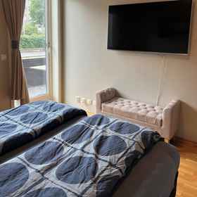 Primary image 1 Room in Apartment - Waterfront Suite Super Kingbed With Terrace And TV, Åsjordet Hotels