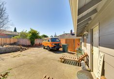 其他 2 2 Mi to Old Town: House w/ Grill in Eureka!