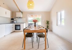 Others 5 Charming Holiday Home With Private Pool