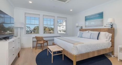 其他 2 Canoe Place Waterfront Residences