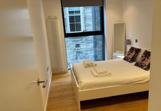 Others 4 Stunning Park View Quartermile Apartment Close Proximity to Castle & University