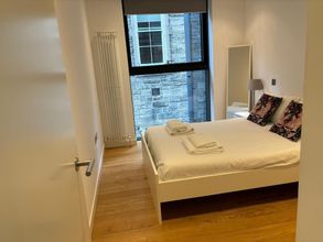 Others 4 Stunning Park View Quartermile Apartment Close Proximity to Castle & University