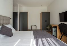 其他 6 ATM Suite Hotel