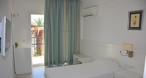 Others 2 Kleopatra Hotel