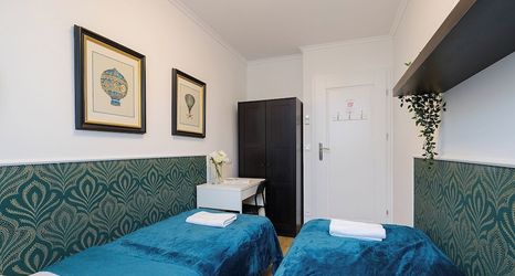 其他 2 MG Pokoje w Warszawie by Metro Rondo ONZ