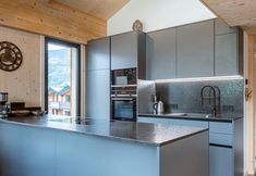 Others 6 Amazing Penthouse With Sauna