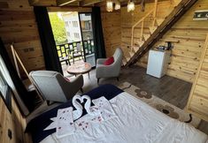 其他 3 Pallas Suit