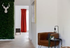 Others 3 The Oak King Bed Huge Backyard