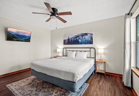 Others Pinecrest Townhomes