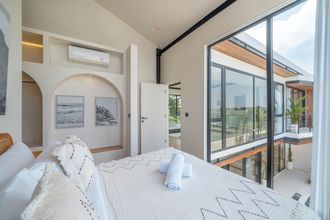 Others 4 Villa Maverick