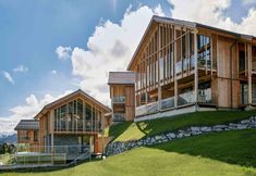 其他 2 Majestic Chalet With Pool and Sauna