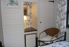 기타 5 Spacious Cottage With Sauna Looking out on Astonishing Grasslands