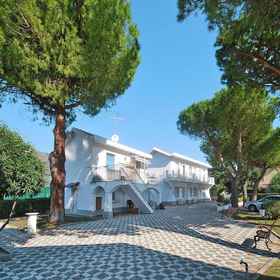 Primary image 1 Apartment in Ceriale With Parking Space, Muretto of Alassio Hotels