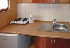 其他 7 Pretty Bungalow in Wrzosowo With Garden