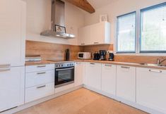 Others 2 Spacious and Modern Villa With Large Garden and BBQ Area