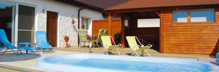 其他 Terraced House With Pool and Sauna, Sieciemin