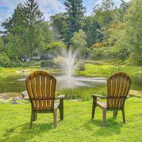 Primary image 1 セリーン ホームズ コテージ ニア レイクス & トレイルズ!, ジョン・ケイン・ハウス ホテル