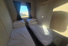 其他 4 Robinhood 3 Bed Standard Caravan