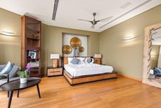 Others Villa Skyfall : Spectacular 8 Bedroom Pool Villa with Private Cinema