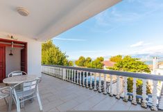 Others 4 Authentic Lake View Apartment