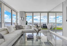 Lain-lain 3 Incredible Waterfront Penthouse With Bay View